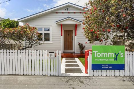 Photo of property in 89 Ross Street, Lyall Bay, Wellington, 6022