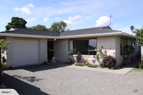 Photo of property in 6a Rewarewa Crescent, Waikanae, 5036
