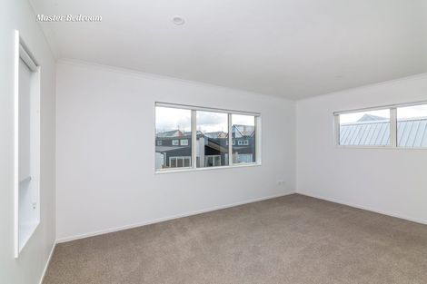 Photo of property in 10 Torea Tai Road, Hobsonville, Auckland, 0616
