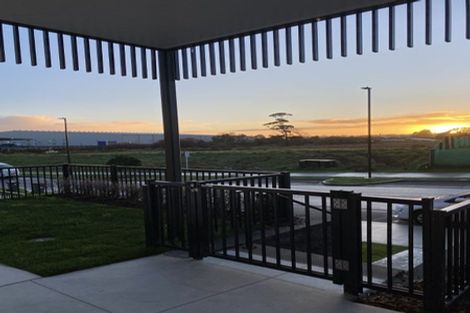 Photo of property in 60 Katikati Drive, Manurewa, 2102