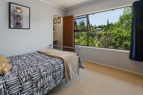 Photo of property in 94 Oaktree Avenue, Browns Bay, Auckland, 0630
