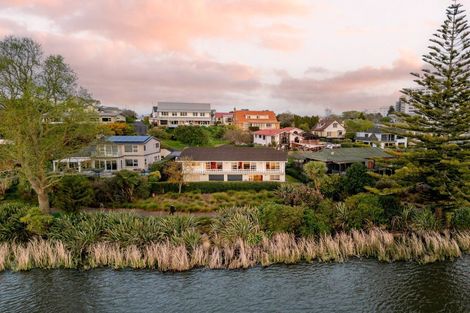 Photo of property in 132a Pembroke Street, Hamilton Lake, Hamilton, 3204