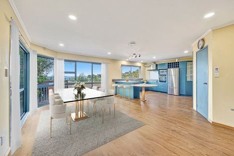 Photo of property in 59 Penguin Drive, Murrays Bay, Auckland, 0630