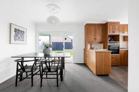 Photo of property in 27 Taylor Terrace, St Andrews, Hamilton, 3200