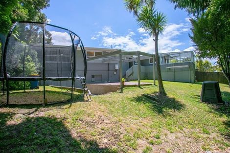 Photo of property in 50 Daffodil Street, Titirangi, Auckland, 0604