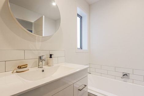 Photo of property in 3 Mirek Street, Waikanae, 5036