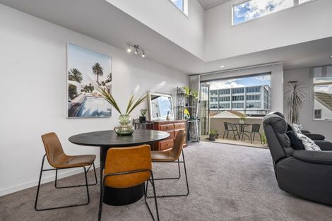 Photo of property in 6/29 Third Avenue, Tauranga, 3110