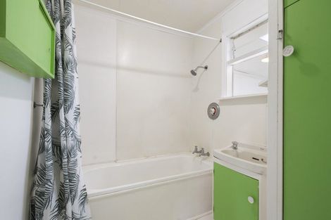 Photo of property in 68 Nash Parade, Foxton Beach, Foxton, 4815