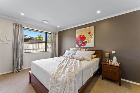 Photo of property in 230 Harbourside Drive, Karaka, Papakura, 2113