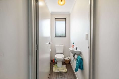 Photo of property in 169l Colwill Road, Massey, Auckland, 0614