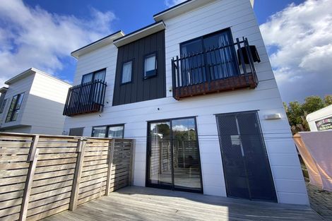 Photo of property in 4a Roby Street, Te Atatu Peninsula, Auckland, 0610