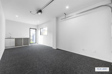 Photo of property in 339b Bucklands Beach Road, Bucklands Beach, Auckland, 2012