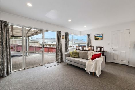 Photo of property in 10 Richmond Street, Fitzroy, New Plymouth, 4312