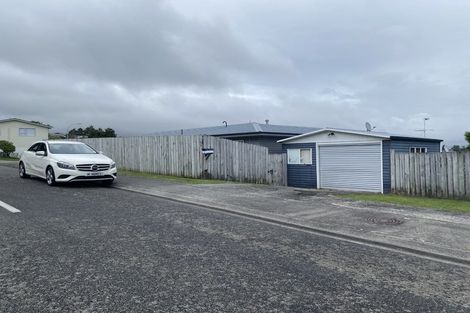 Photo of property in 1 Garboard Lane, Whitby, Porirua, 5024