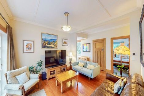 Photo of property in 74 Glenmore Street, Northland, Wellington, 6012