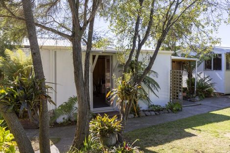 Photo of property in 3 Mahuta Road, Waitahanui, Taupo, 3378