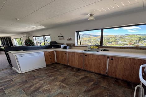 Photo of property in 14 Jerningham Street, Enner Glynn, Nelson, 7011