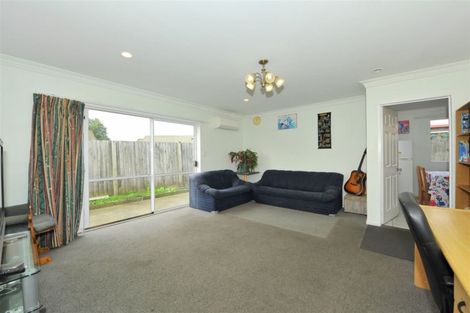 Photo of property in 16 Tika Street, Riccarton, Christchurch, 8041