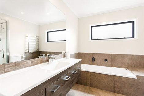 Photo of property in 12 Liquidambar Drive, Hobsonville, Auckland, 0616