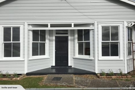 Photo of property in 21 Railway Street, Helensville, 0800