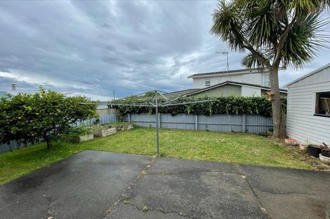 Photo of property in 2 Balmoral Crescent, Springvale, Whanganui, 4501