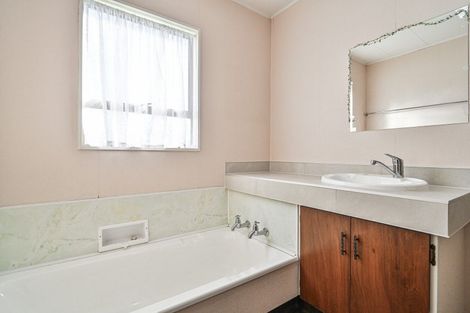 Photo of property in 3/200 Karaitiana Street, Frimley, Hastings, 4120