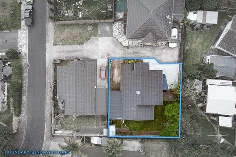 Photo of property in 19 Clover Drive, Henderson, Auckland, 0610