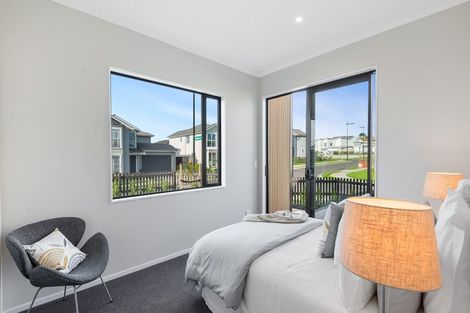Photo of property in 2 Kuparu Lane, Red Beach, 0932