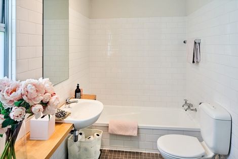 Photo of property in 51 Amesbury Drive, Churton Park, Wellington, 6037