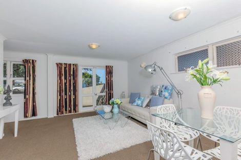 Photo of property in 1/422 Hibiscus Coast Highway, Orewa, 0931