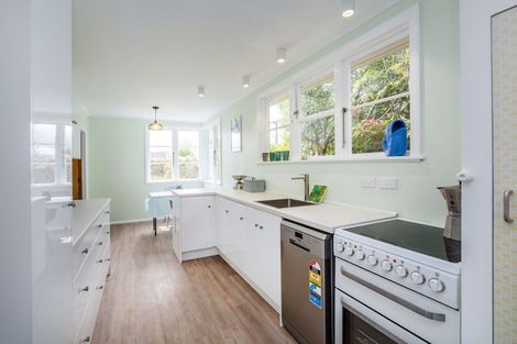 Photo of property in 15 Coddington Crescent, Masterton, 5810