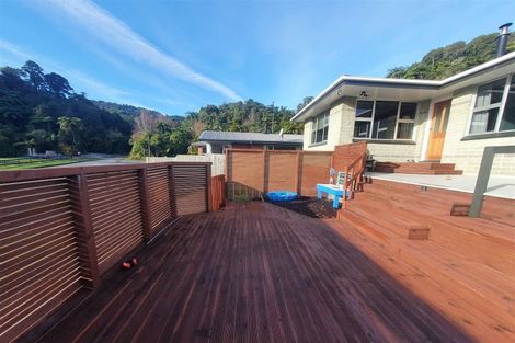 Photo of property in 19 Coates Street, Greymouth, 7805
