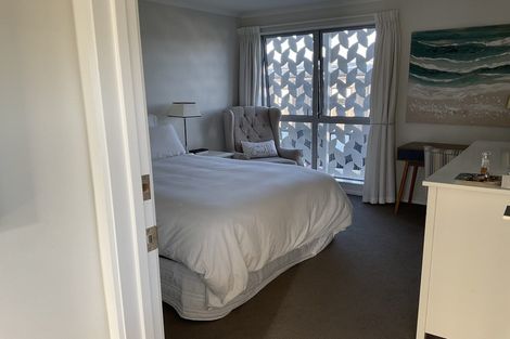 Photo of property in 20 Oioi Road, Hobsonville, Auckland, 0616