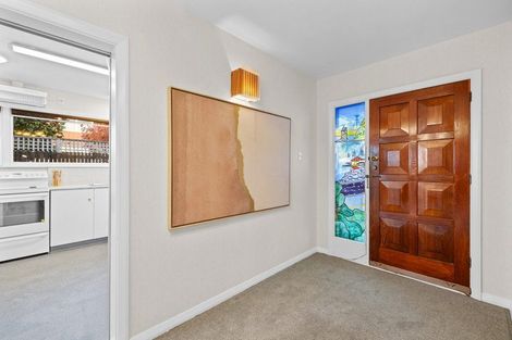 Photo of property in 96 Moncks Spur Road, Redcliffs, Christchurch, 8081
