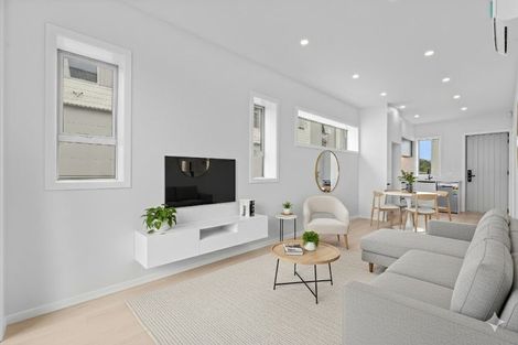 Photo of property in 10a Clensmore Place, Torbay, Auckland, 0630