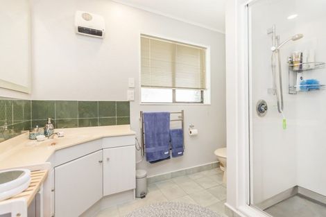 Photo of property in 7 Observatory Close, Whitby, Porirua, 5024