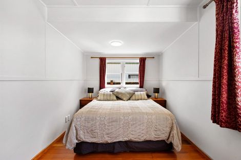 Photo of property in 54 Douglas Mclean Avenue, Marewa, Napier, 4110