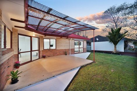 Photo of property in 3 Fleetwood Drive, Henderson, Auckland, 0612