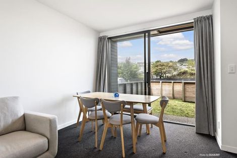 Photo of property in 74u3 Derwent Street, Island Bay, Wellington, 6023