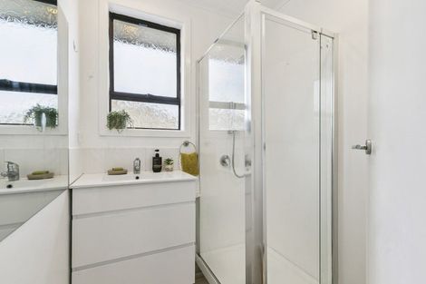 Photo of property in 11b Greer Crescent, Tawa, Wellington, 5028