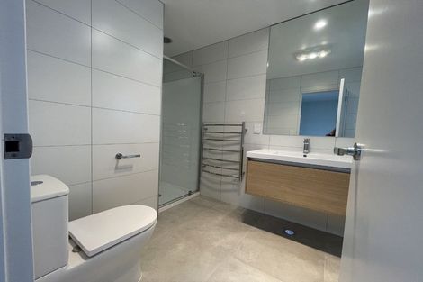 Photo of property in 6 Viridian Avenue, Rosehill, 2113