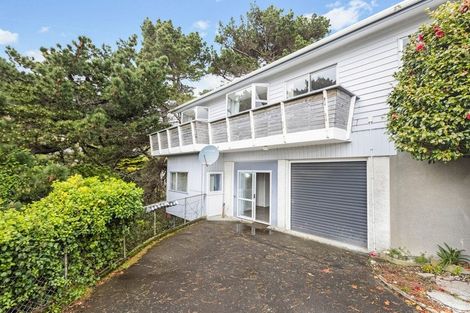 Photo of property in 14 Glen Alton Avenue, Paparangi, Wellington, 6037