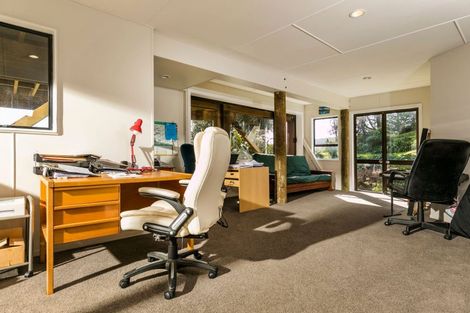 Photo of property in 106 Domain Crescent, Muriwai, Waimauku, 0881