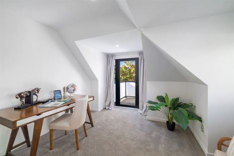 Photo of property in 57 Wairakei Road, Bryndwr, Christchurch, 8052
