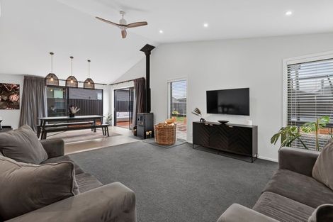 Photo of property in 19 Dunn Street, Lake Hawea, 9382