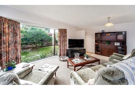 Photo of property in 7/4074 Great North Road, Glen Eden, Auckland, 0602