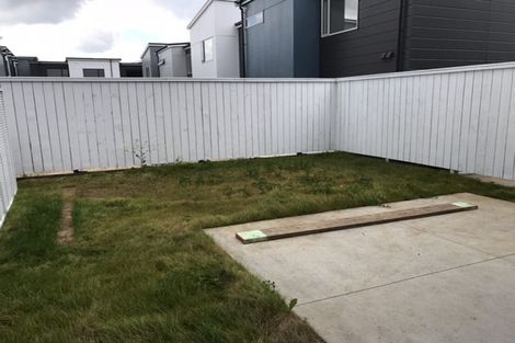 Photo of property in 9 Tuatua Road, Hobsonville, Auckland, 0616