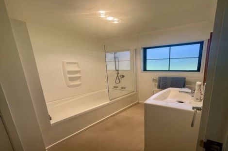 Photo of property in 47 Kebbell Terrace, Ohau, Levin, 5570