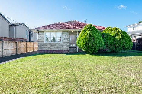 Photo of property in 29 Statesman Street, Henderson, Auckland, 0612