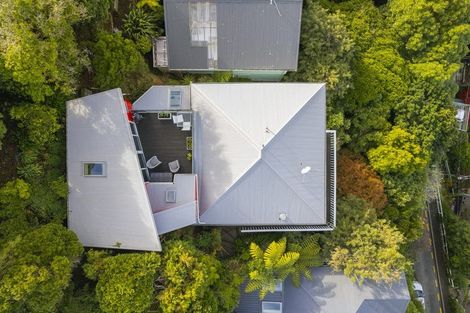 Photo of property in 72 Mortimer Terrace, Brooklyn, Wellington, 6021